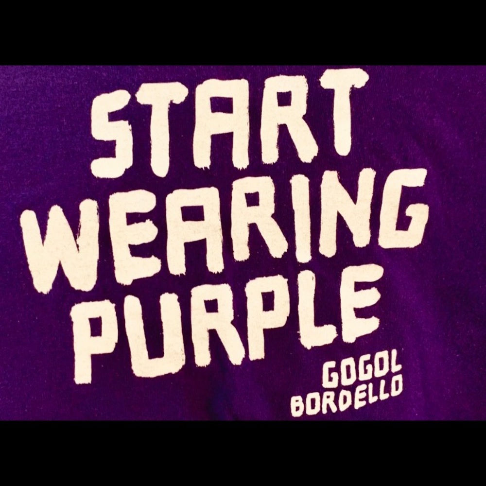 Men’s T-shirt Gogol Bordello, Start wearing purple